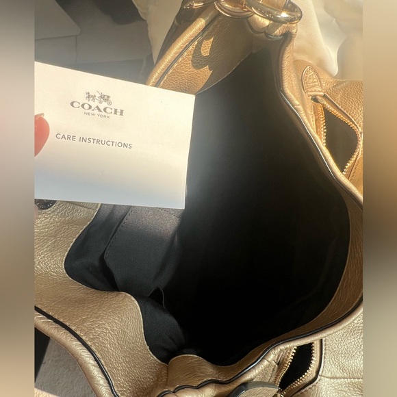 Coach Purse - Picture 7 of 8